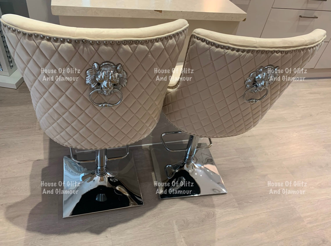 Chelsea Cream Fabric Lion Knocker Bar Stool