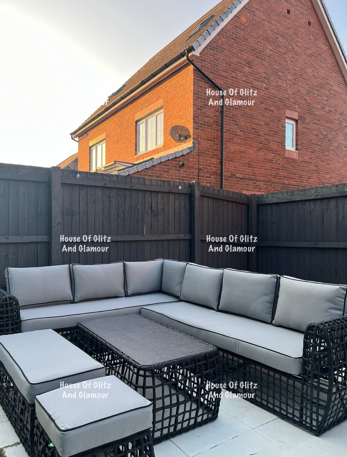 Ascot Aluminium 10 Seater Extra Large Lounging Corner Sofa + Coffee Table