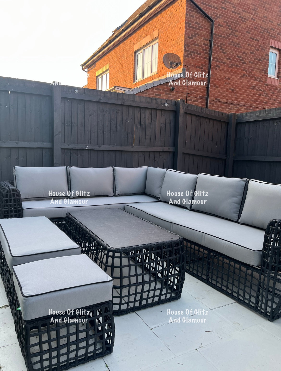 Ascot Aluminium 10 Seater Extra Large Lounging Corner Sofa + Coffee Table
