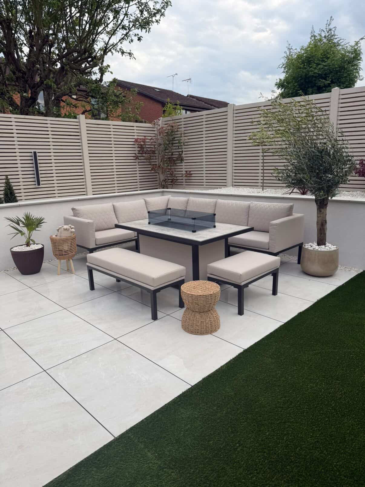 Vancouver Cream Aluminium 10 Seater Corner Fire Pit Dining Set