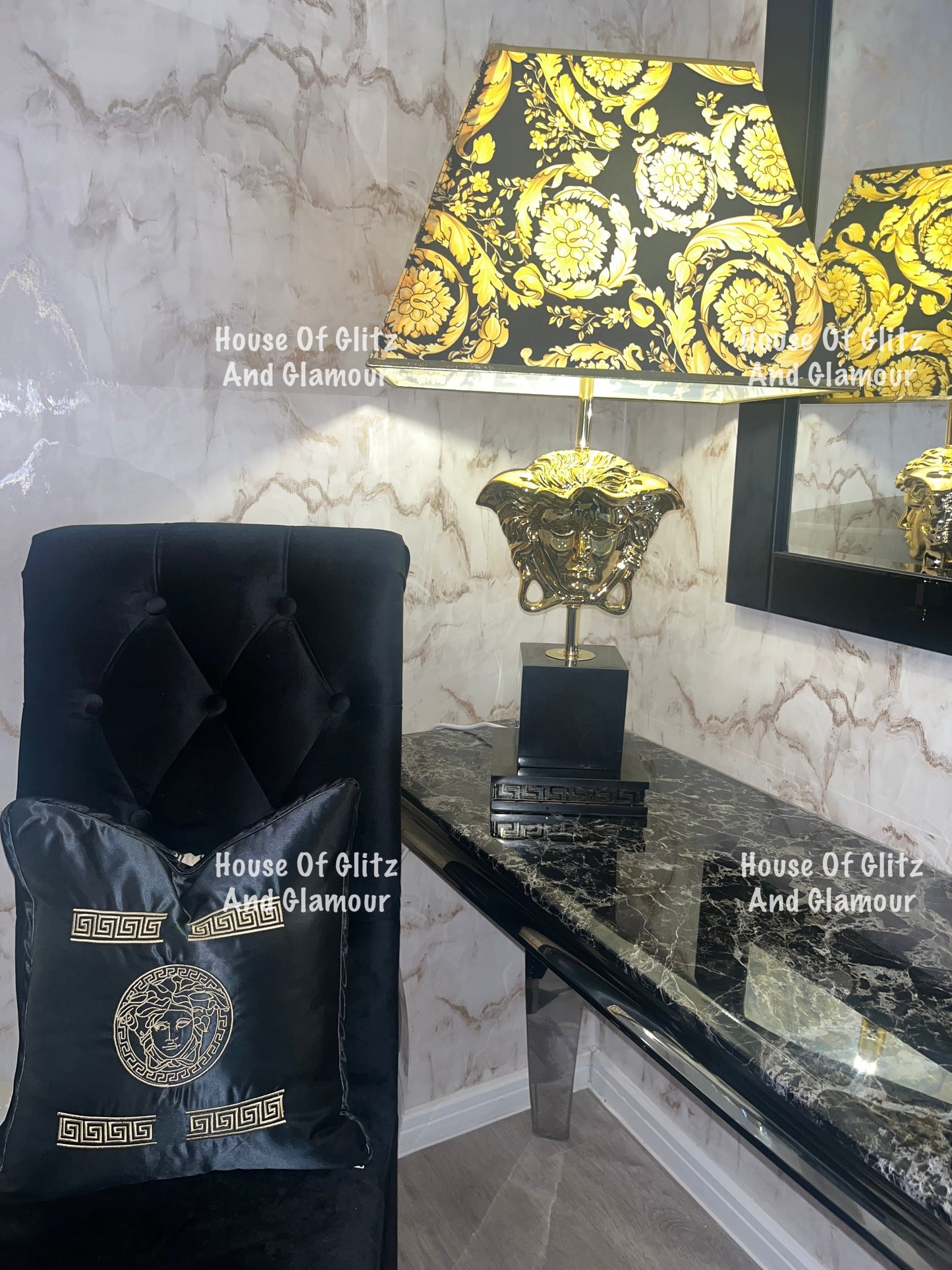 Medusa Black & Gold Table Lamp