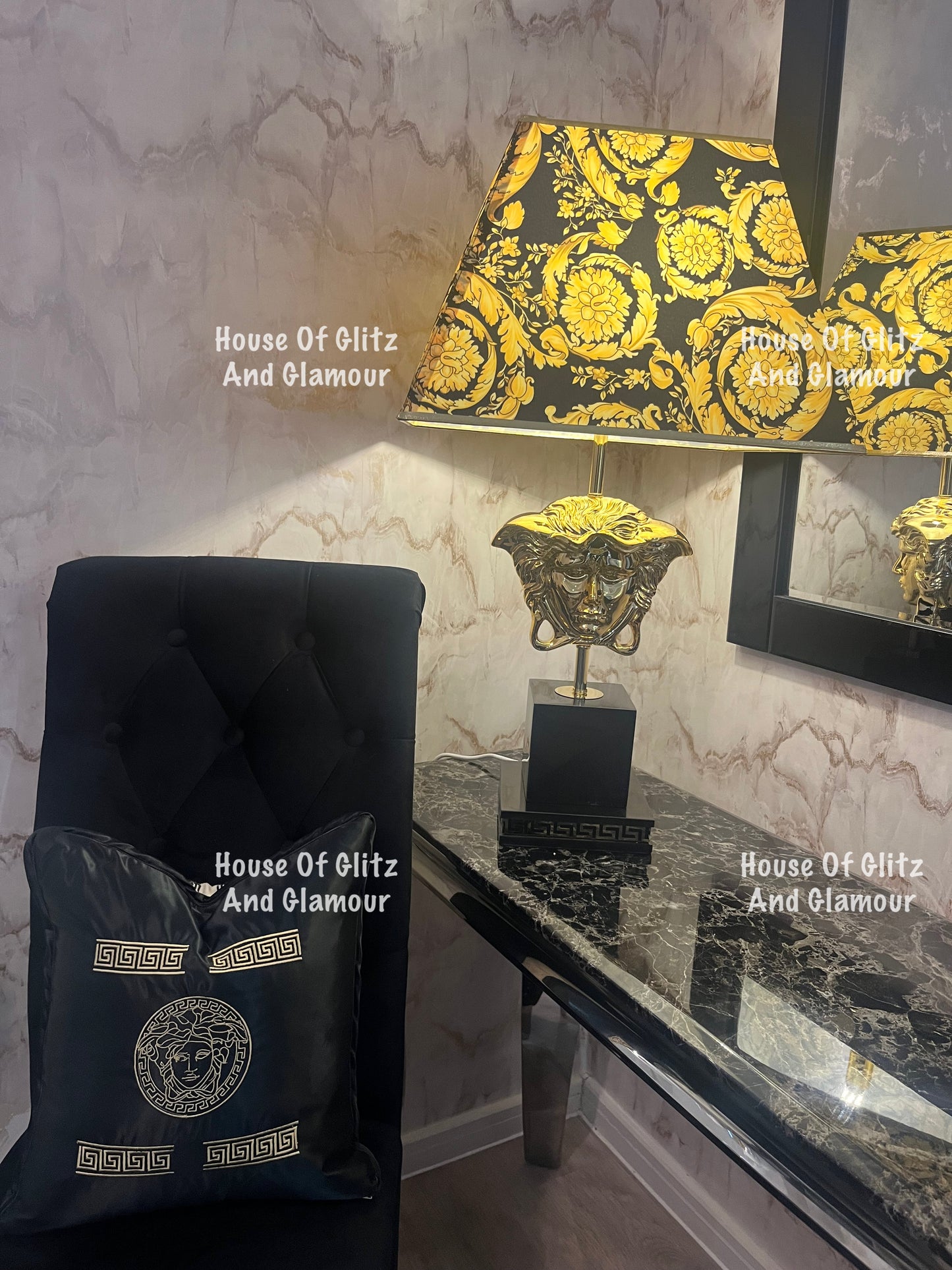 Medusa Black & Gold Table Lamp