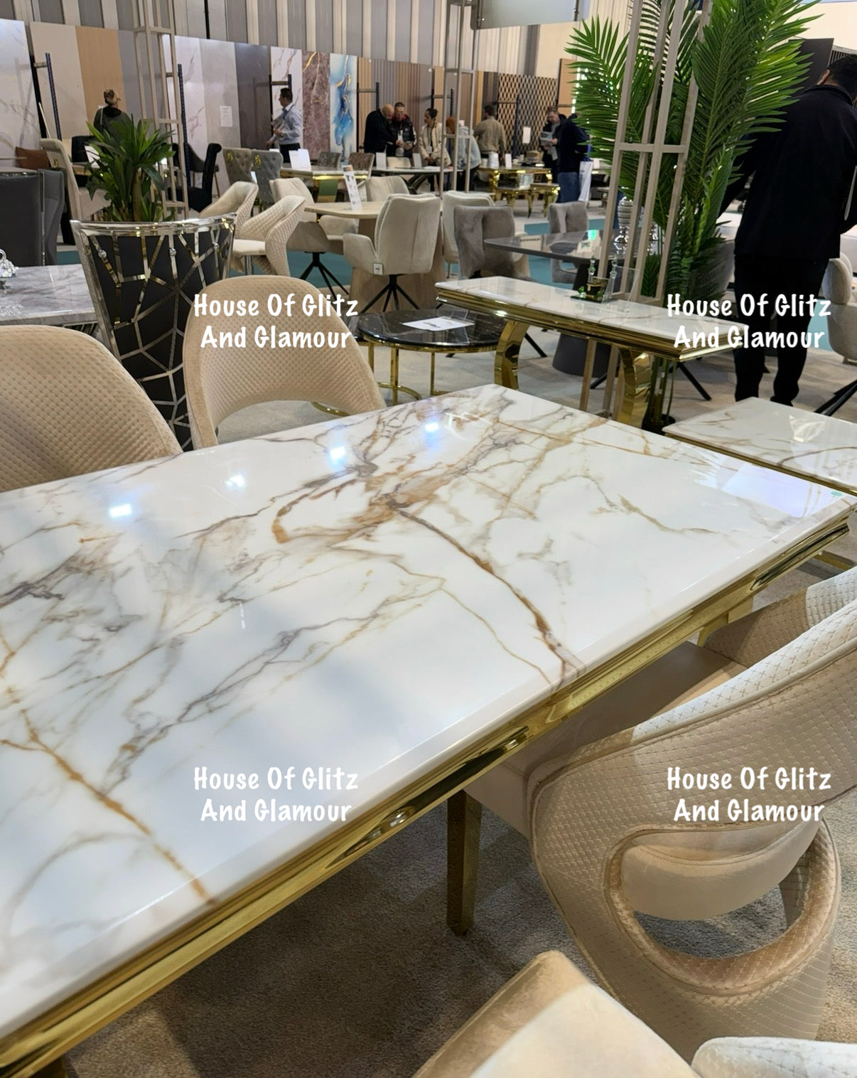 Arianna Calacatta Marble Dining Table With Gold Circular Base