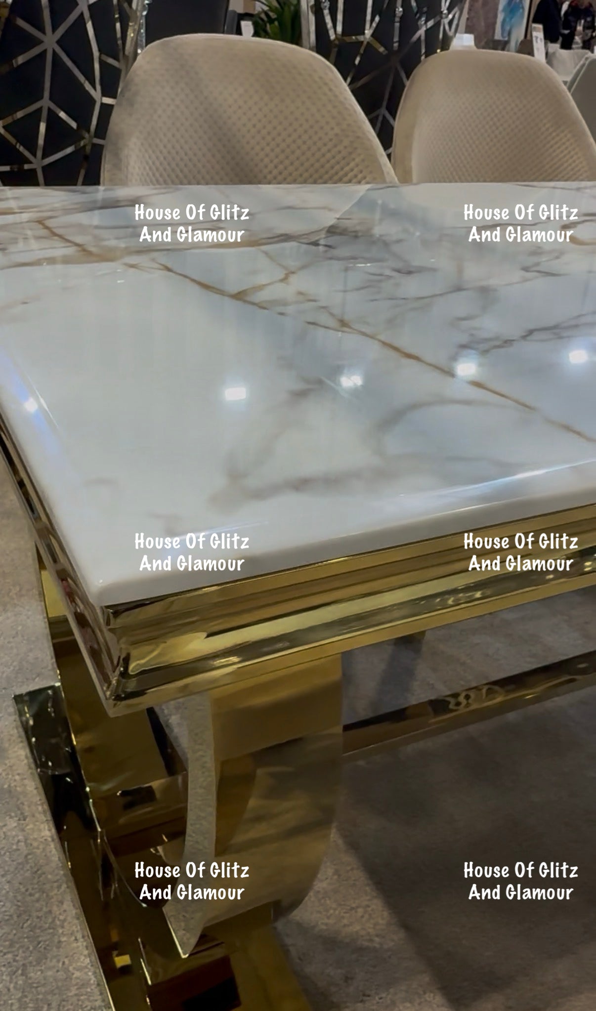 Arianna Calacatta Marble Dining Table With Gold Circular Base