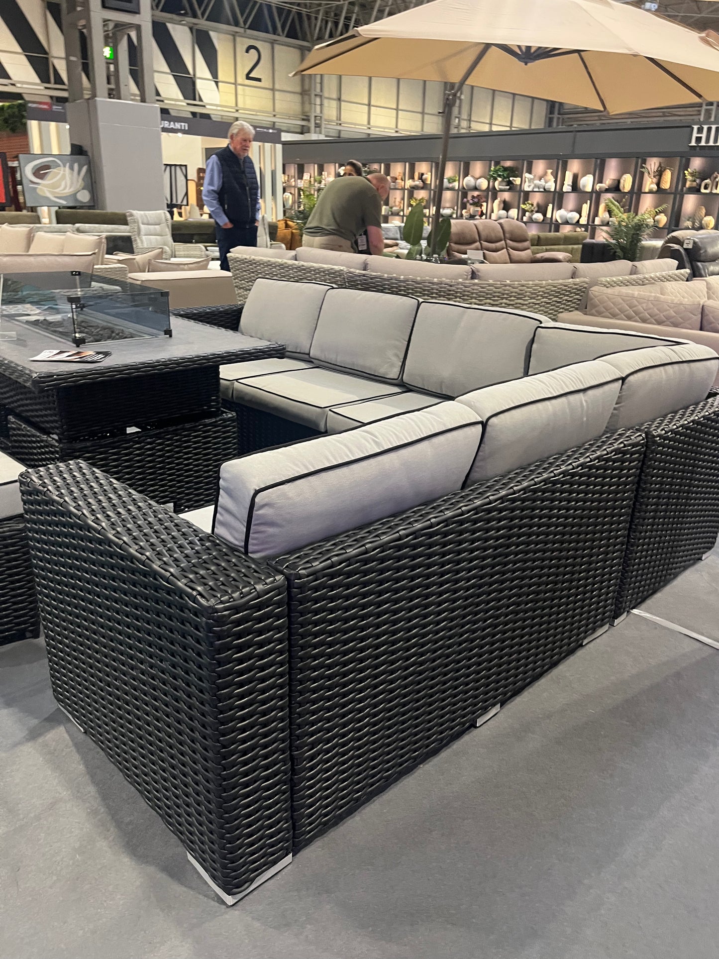 Manhattan Rattan 8 Seater Corner Rising Dining Table Set