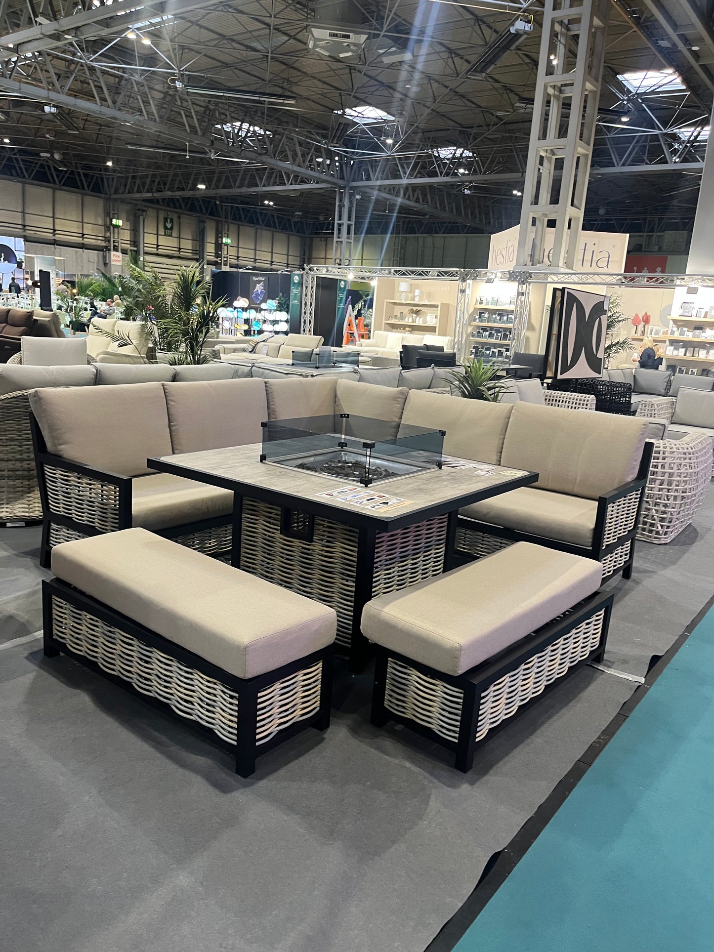 Madason Aluminium 10 Seater Corner Fire Pit Dining Table Set