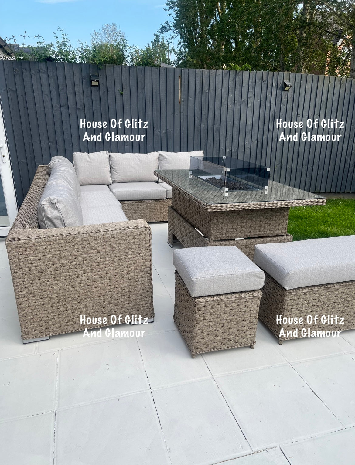 JAMAICA CORNER RISING DINING SET WITH FIRE PIT (NATURAL)