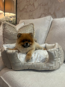 FF Beige And White Reversible Dog Bed