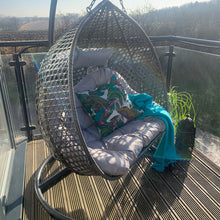 Load image into Gallery viewer, Double Egg Chair