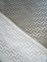 Load image into Gallery viewer, Showing pattern of Florence Reversible Throw in Beige and White