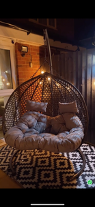 Double Egg Chair