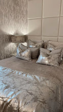 Load image into Gallery viewer, Crystal Table Lamp With Grey Marble Shade