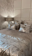 Load image into Gallery viewer, Paris Reversible Throw in Silver / Pewter